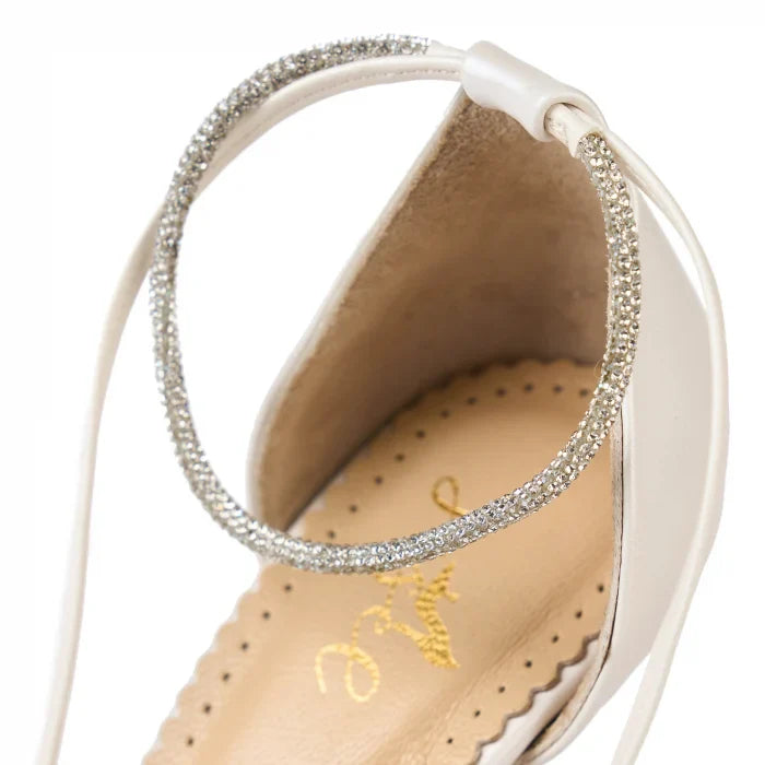 PANTOFI LOTUS
