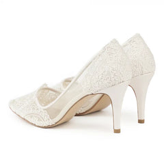 PANTOFI CU BRODERIE